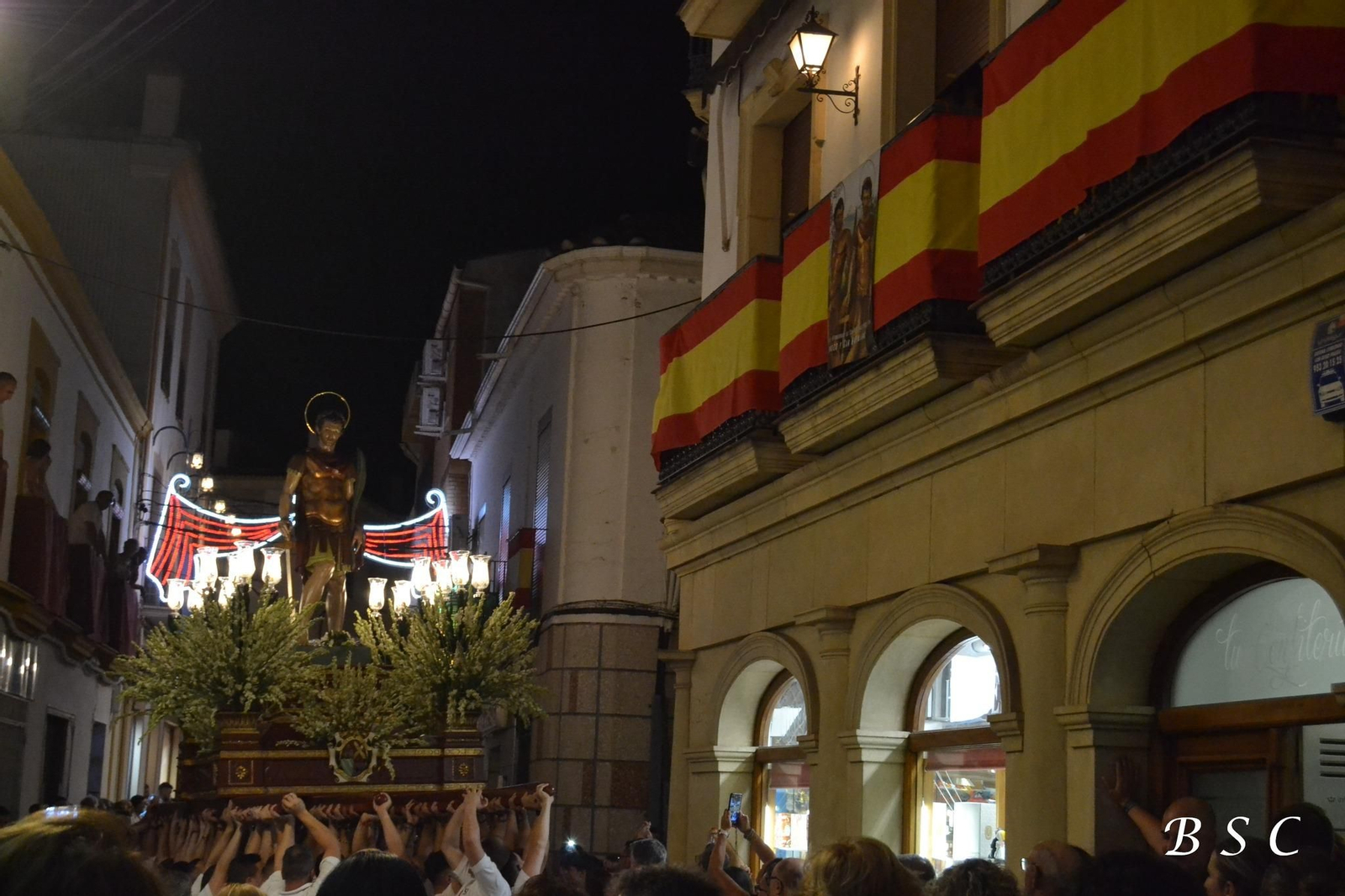 Arjona vive con devoción el día grande de su Fiestasantos, en imágenes