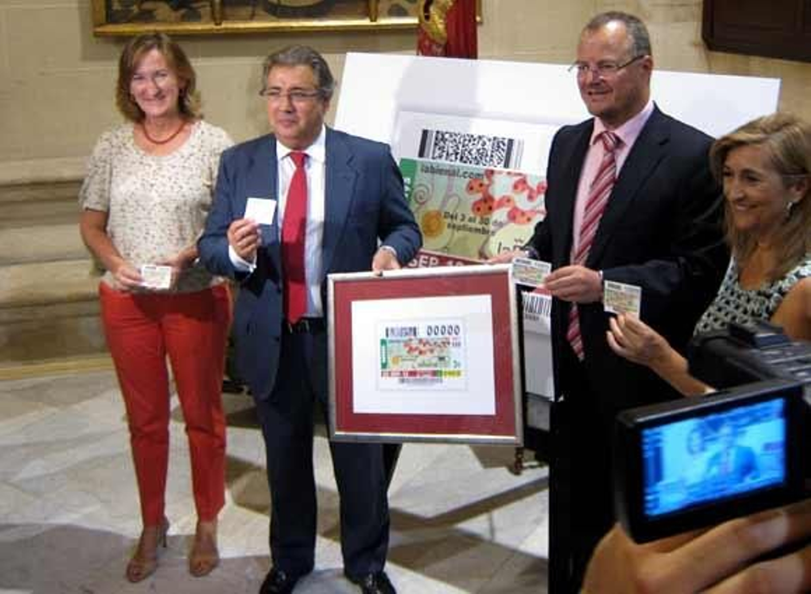 "La Junta debe licitar las obras del metro; los demás haremos el resto"