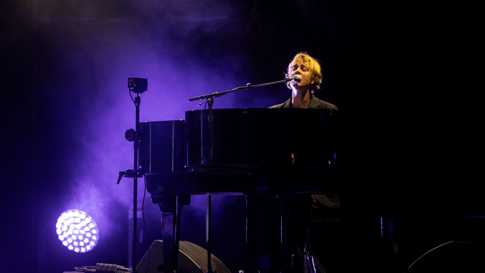 Tom Odell, voz y piano en Concert Music Festival