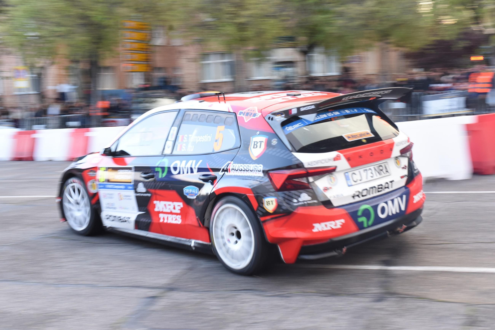 Las mejores fotos del espectacular tramo urbano del Rallye Sierra Morena 2025