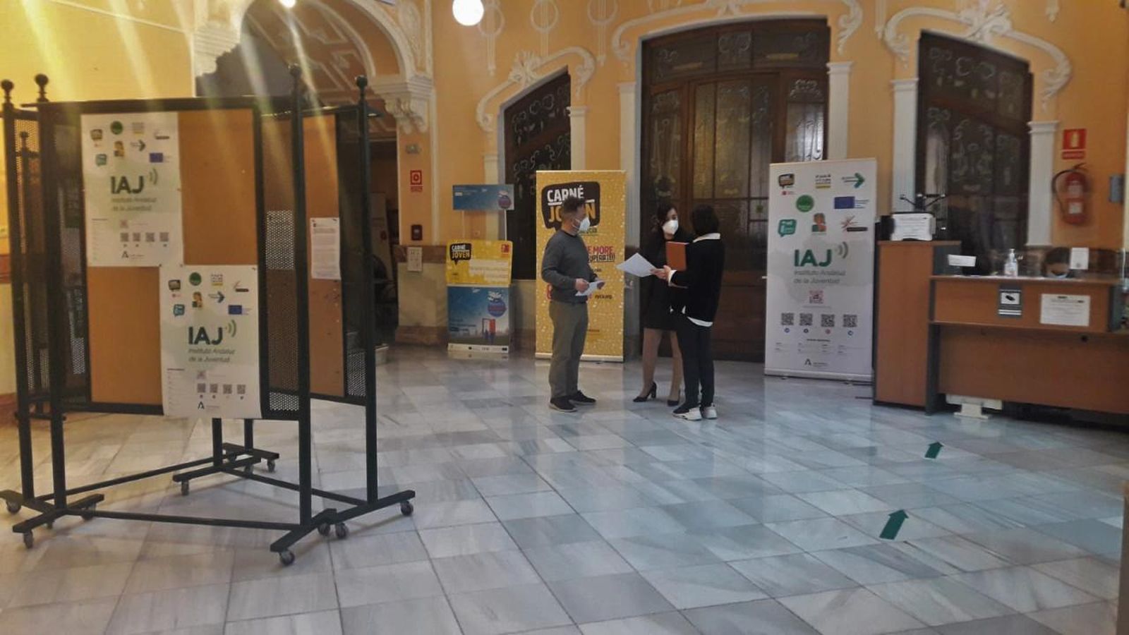 El Instituto Andaluz de la Juventud es el que pone en marcha esta iniciativa.