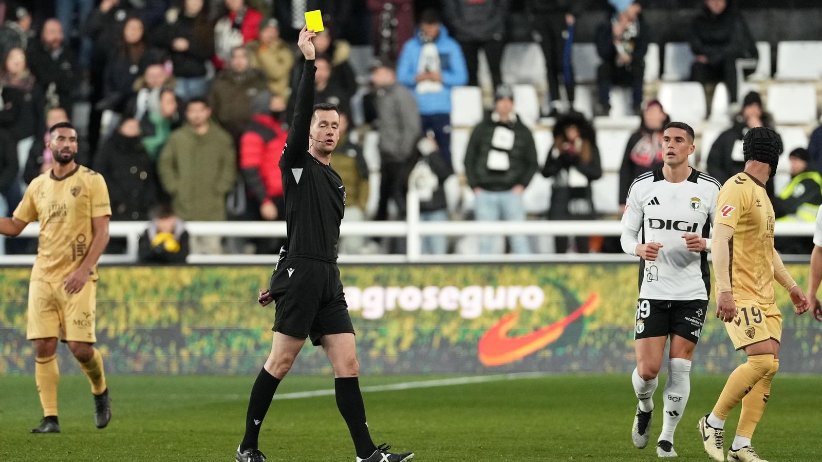 El Burgos-Málaga CF, en fotos