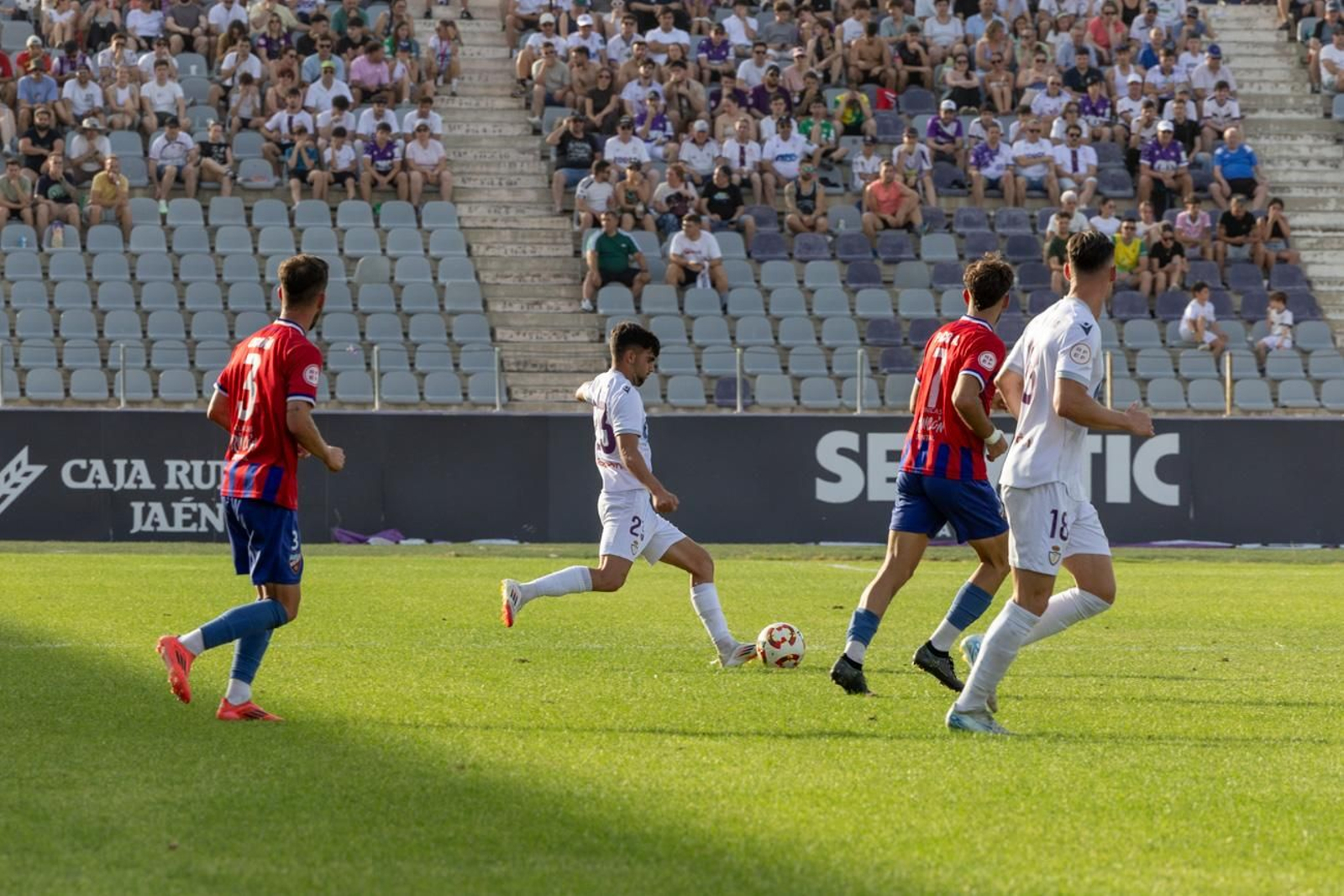 El triunfo del Real Jaén ante la UD Torre del Mar, en imágenes El triunfo del Real Jaén ante la UD Torre del Mar, en imágenes