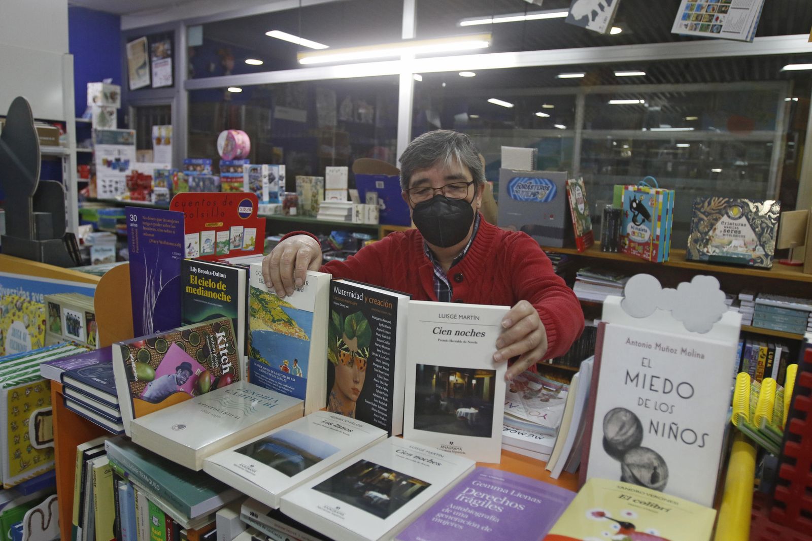 La apertura de los comercios de Córdoba en el puente de la Constitución