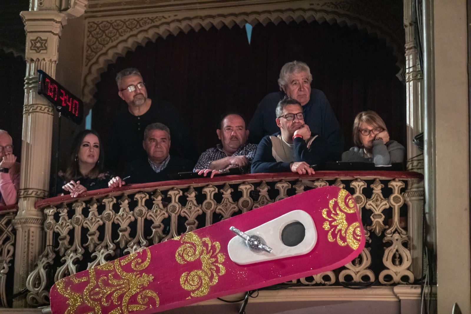 El temporizador para controlar las actuaciones ha sido trasladado al palco del jurado.