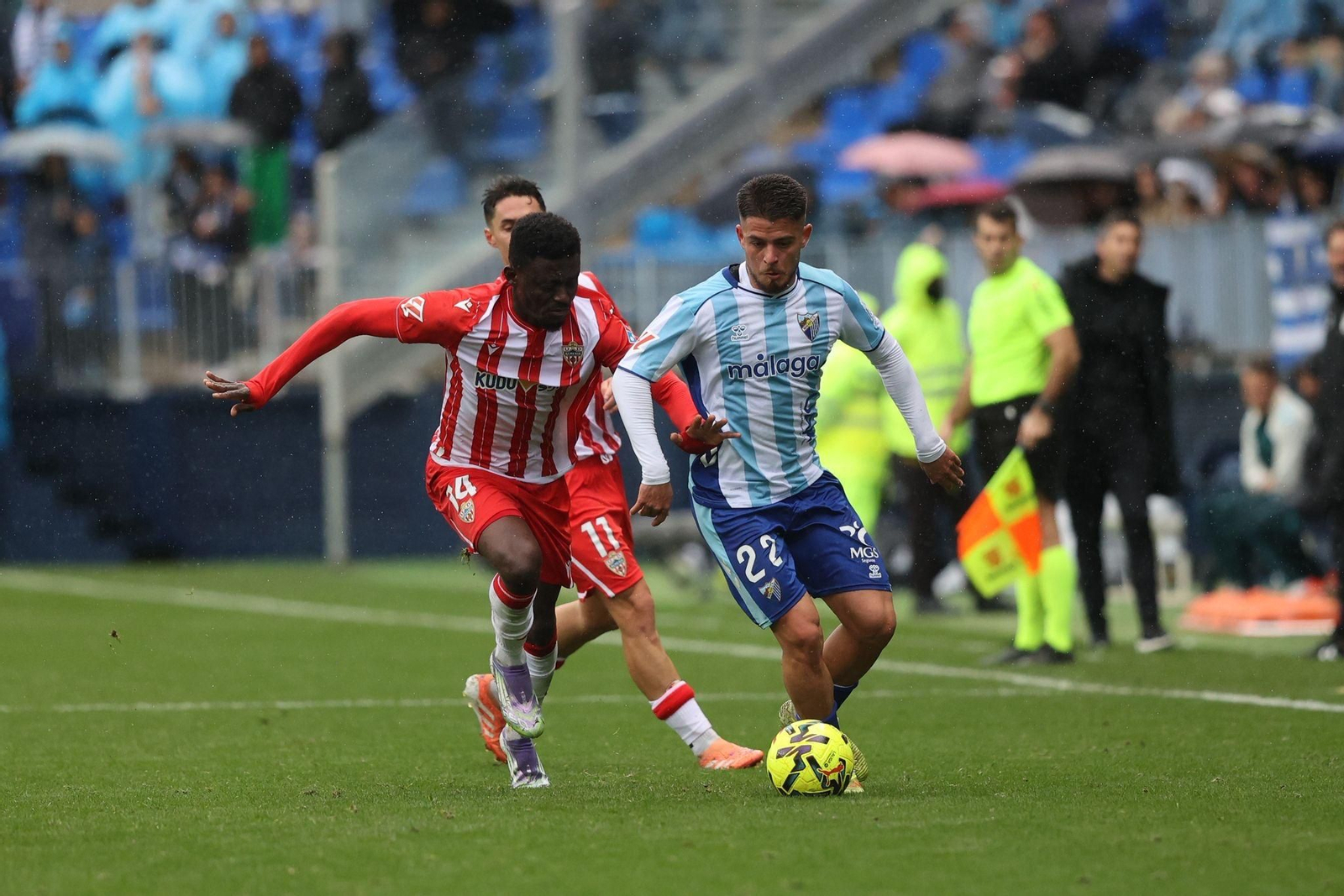Málaga CF-Almería, en fotos