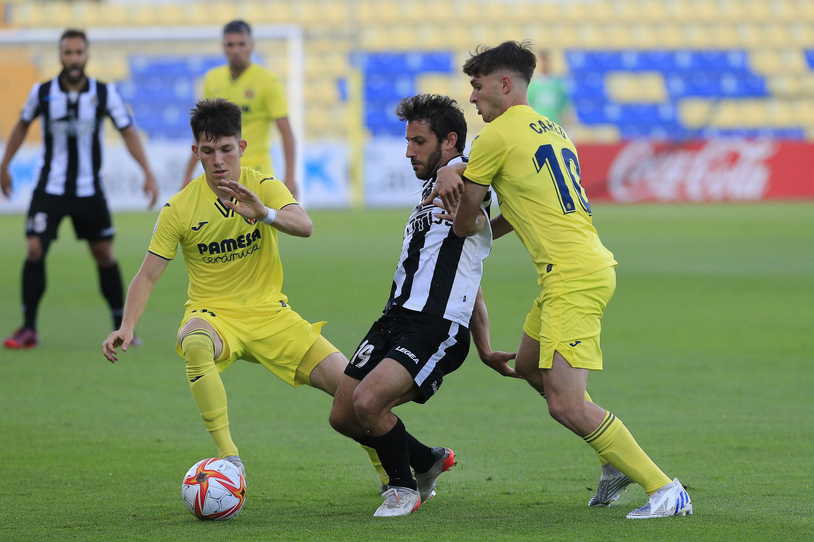 Las fotos del Villarreal B-Balona (0-0)