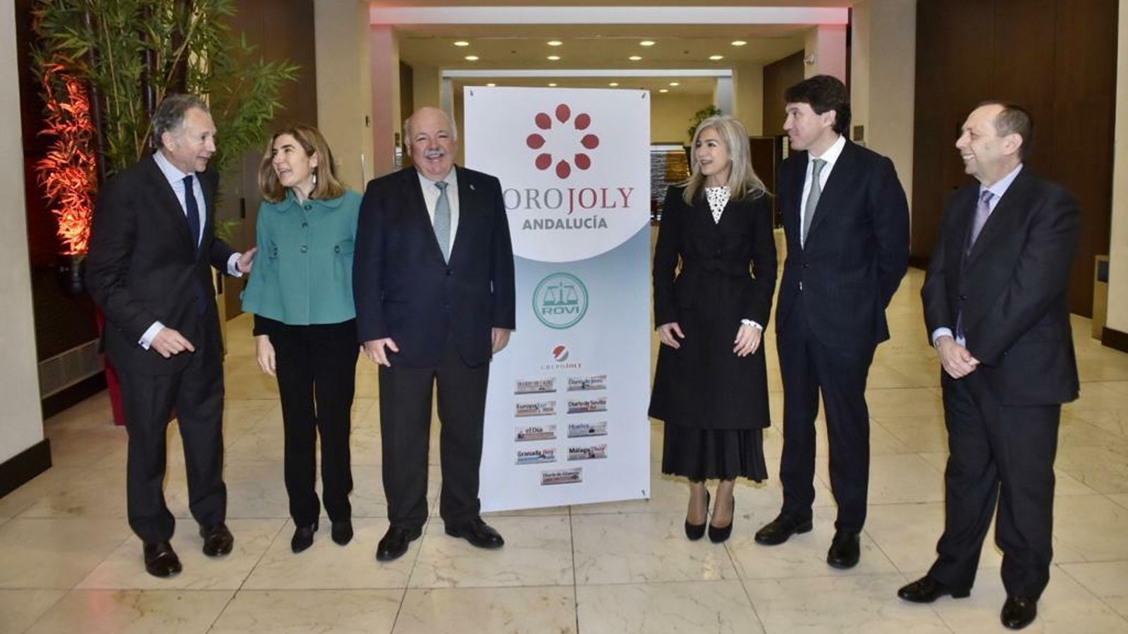 Foto de familia antes del Foro Joly-Rovi Foto de familia antes del Foro Joly-Rovi