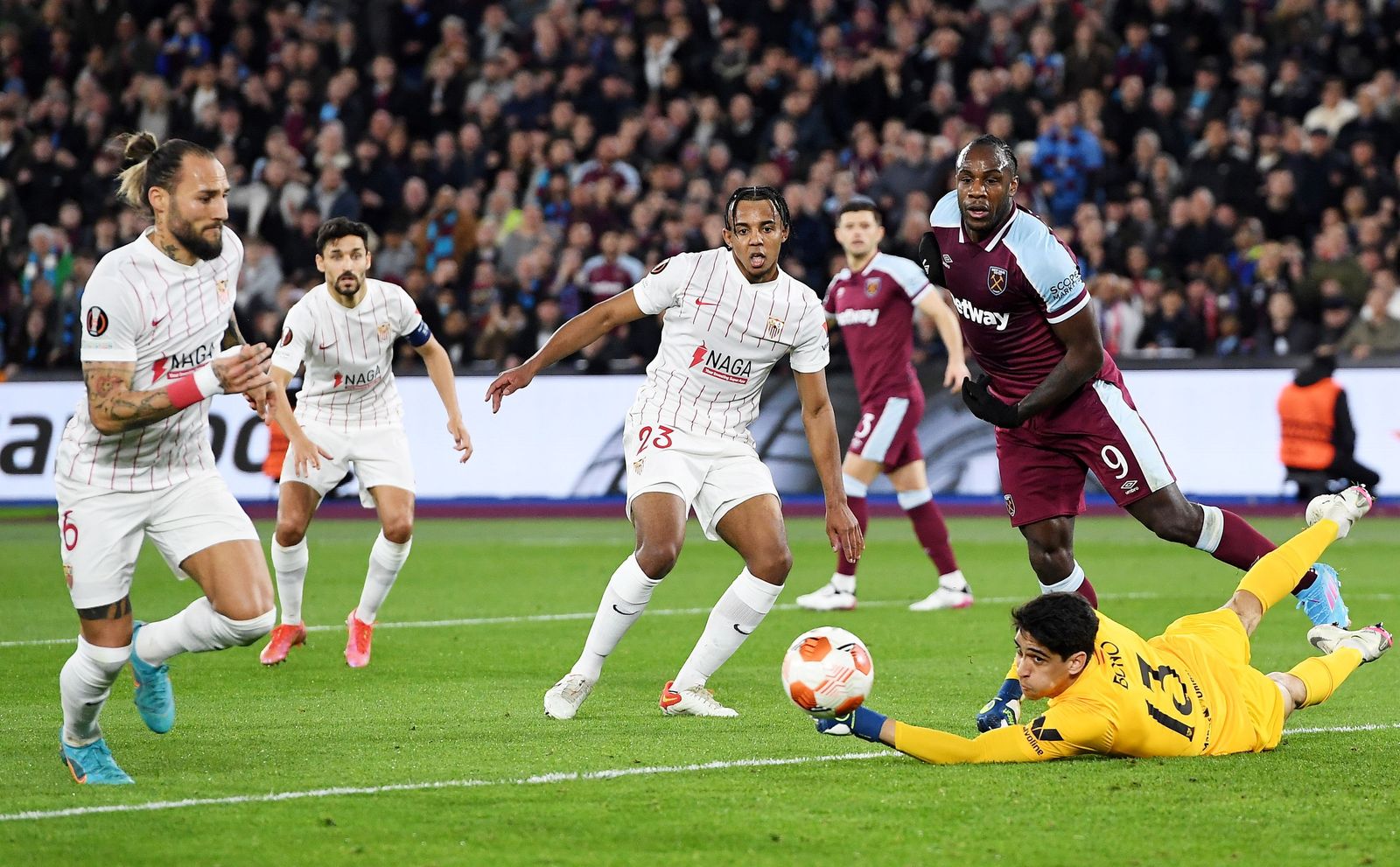 Las imágenes del West Ham - Sevilla