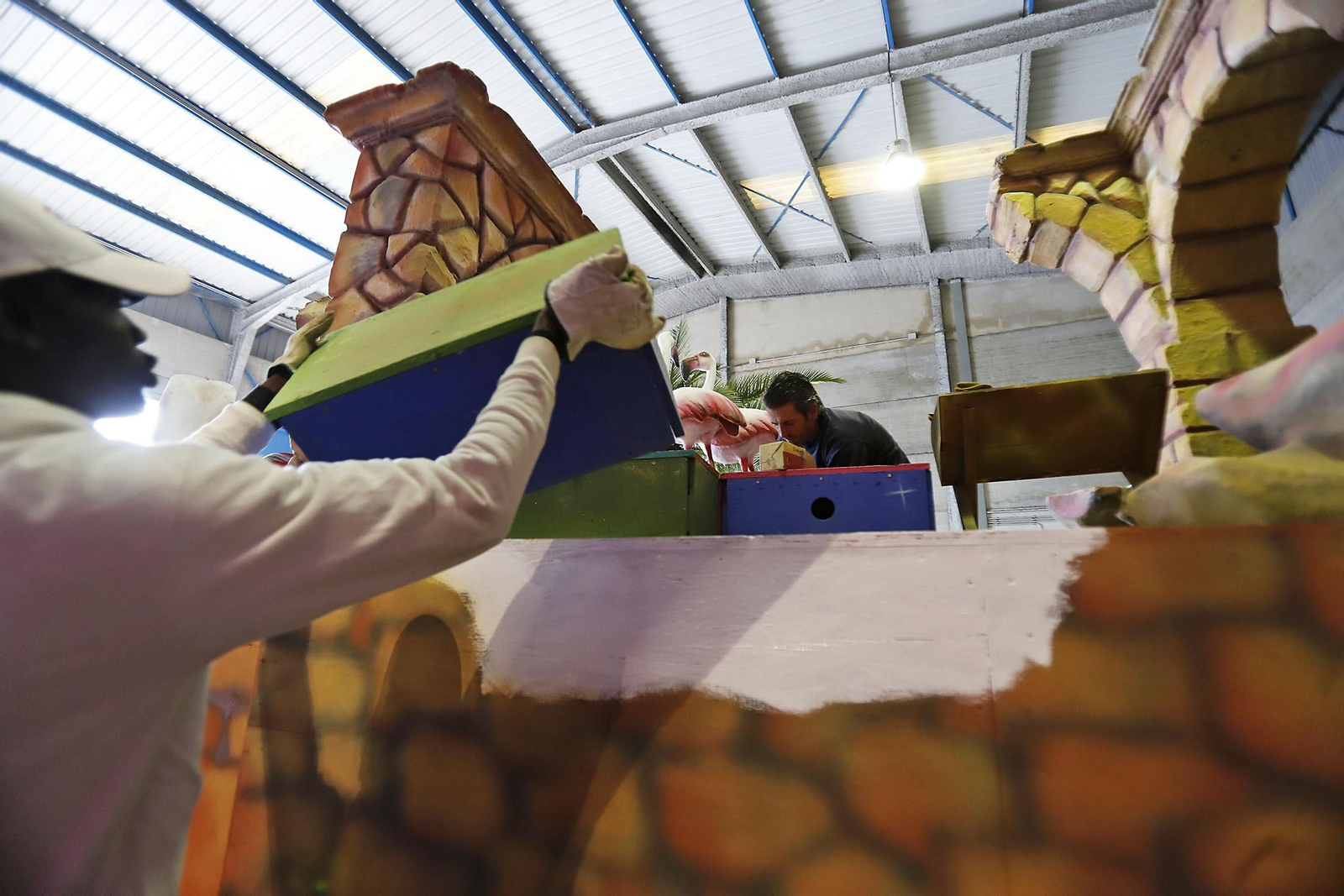 Así don las carrozas de lo Reyes Magos de Huelva 2024