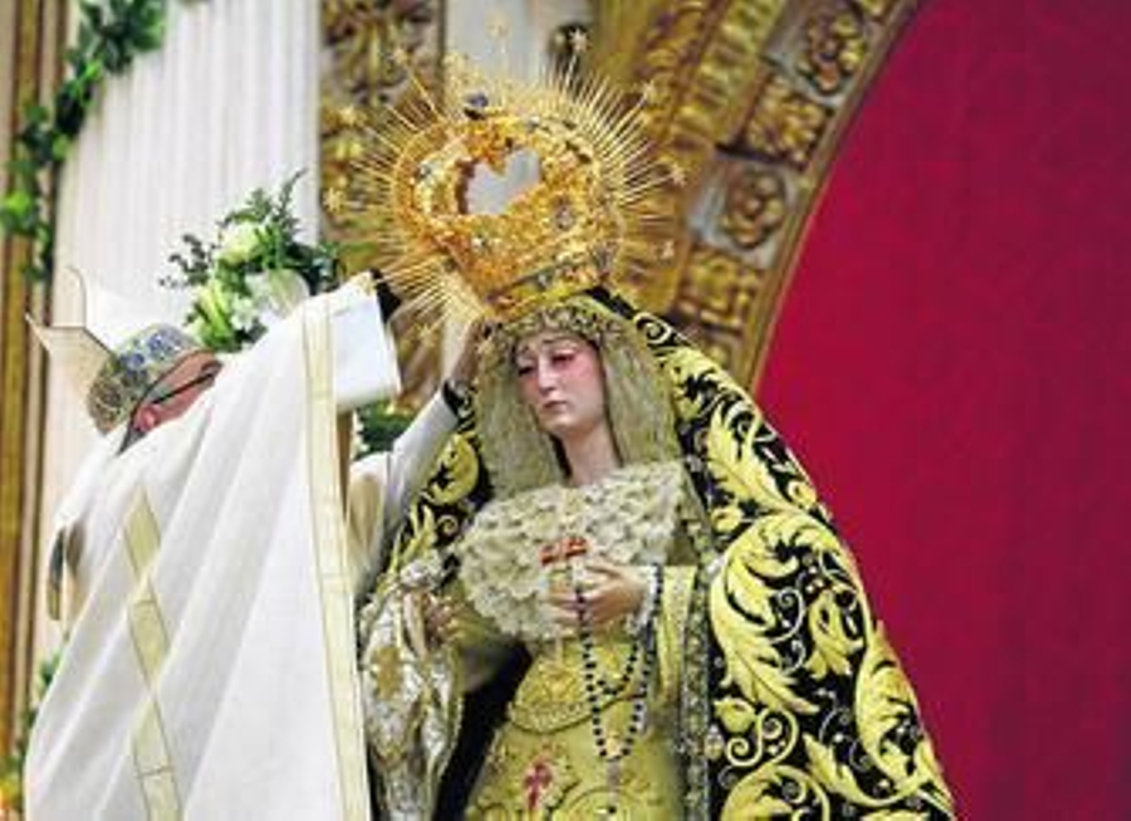 Coronación en la calle Santiago