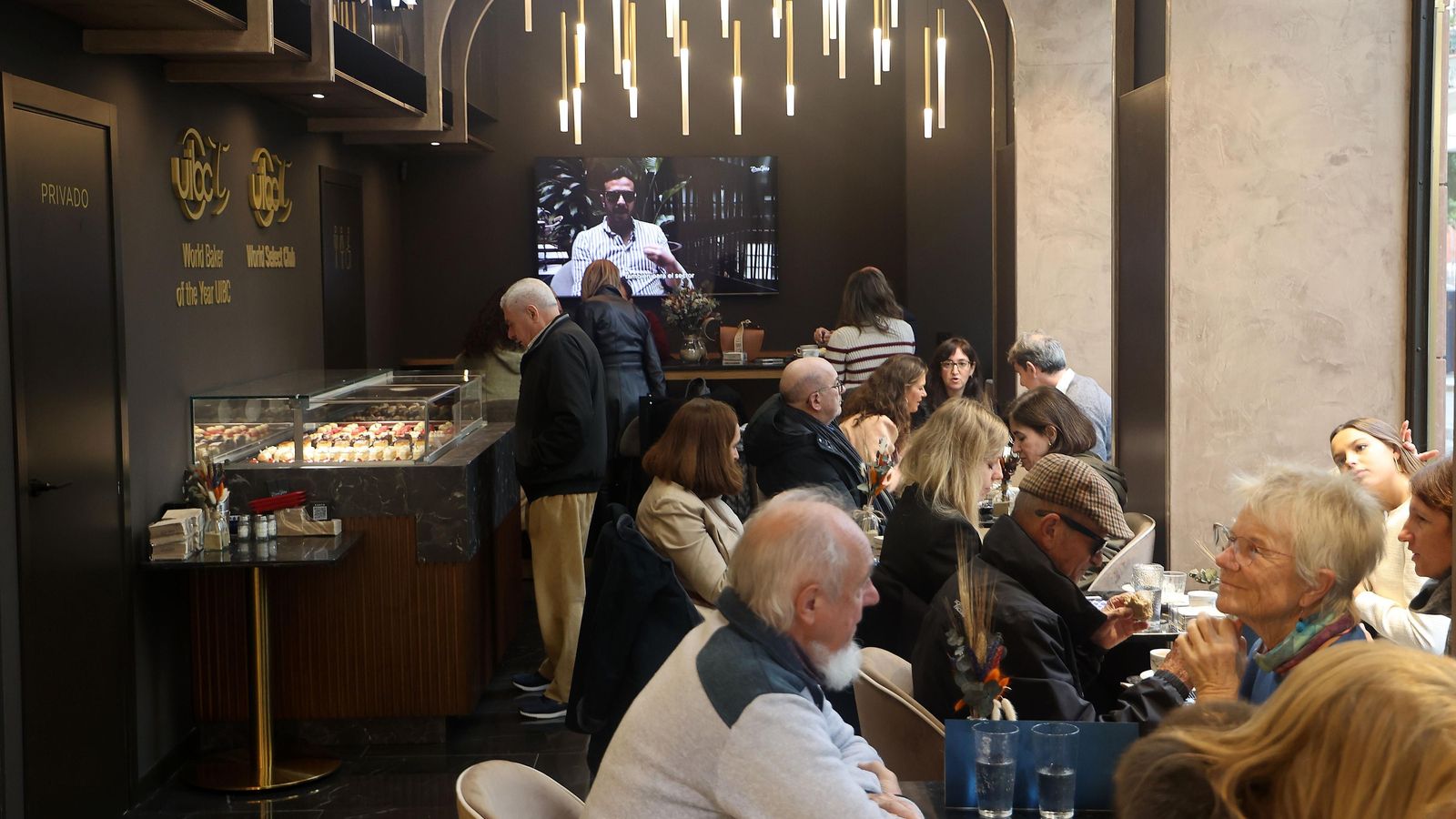 Interior de Domi Vélez Bakery