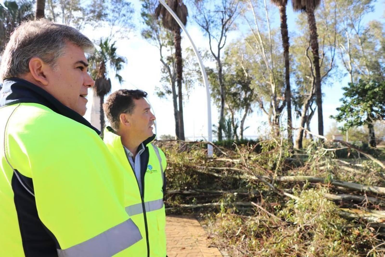 Visita a Paseo de la Ría para valorar los daños.