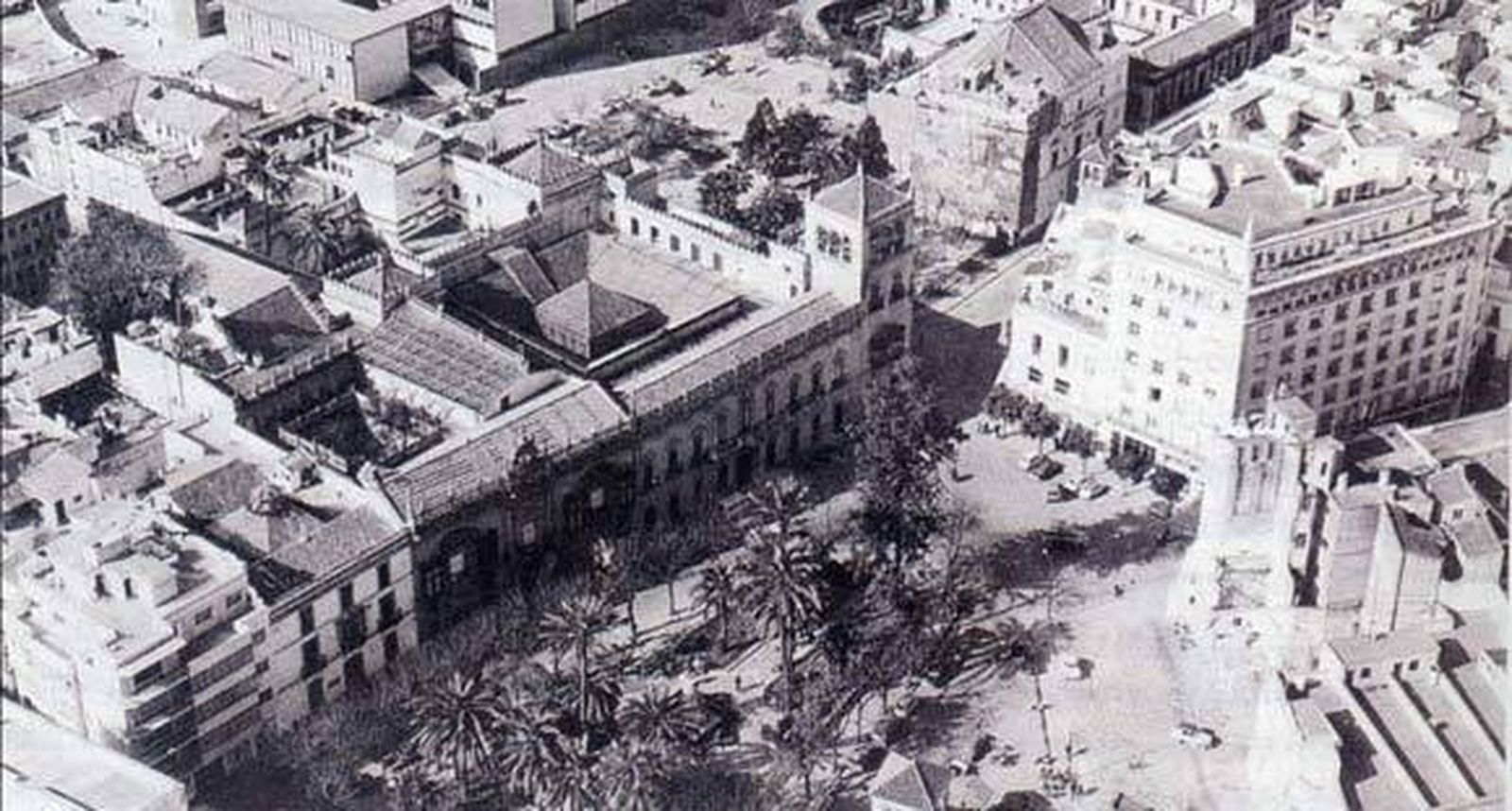 El concepto de espacio urbano del movimiento moderno en el edificio de la Gavidia