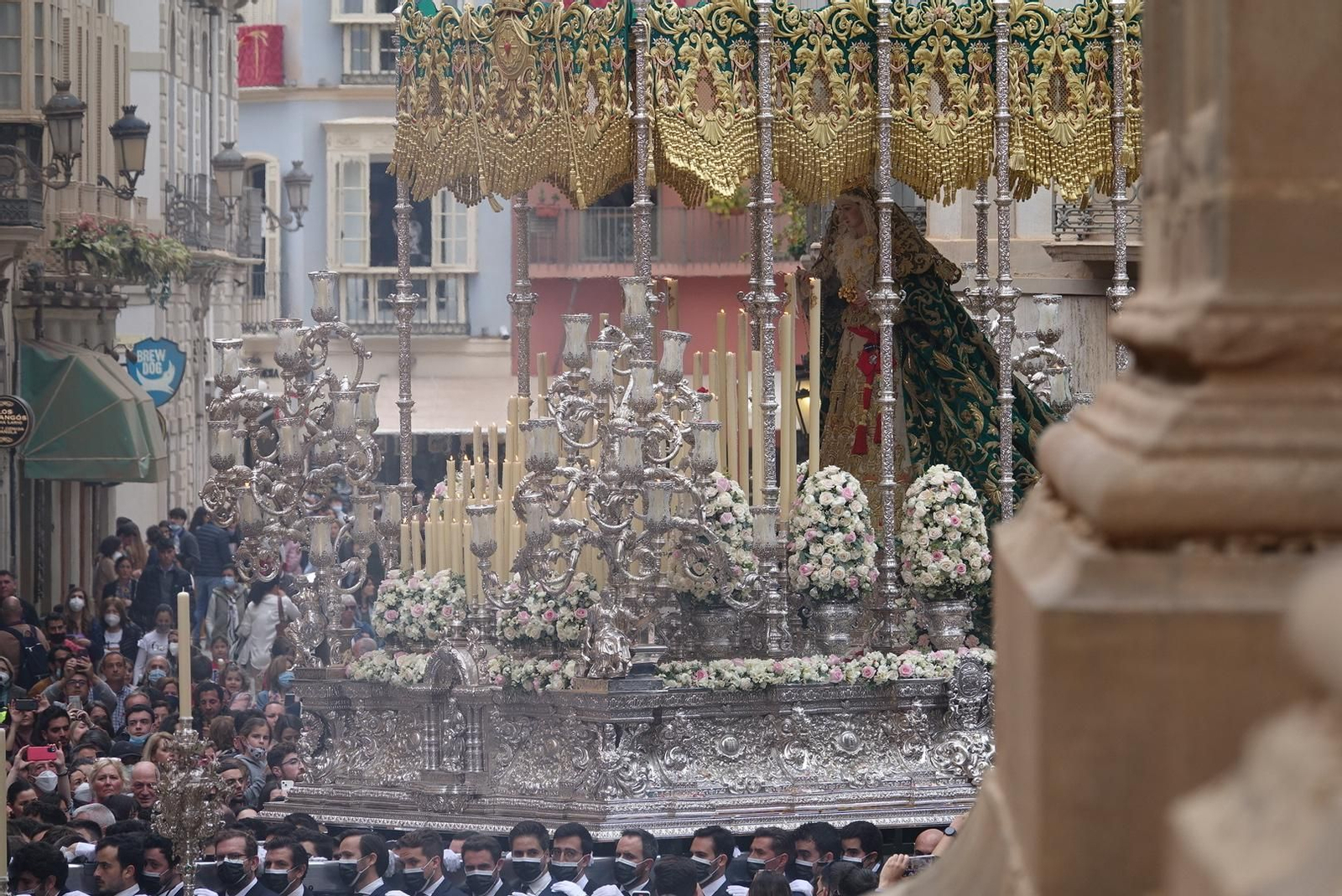 Las fotos de Estudiantes, en el Lunes Santo de Málaga