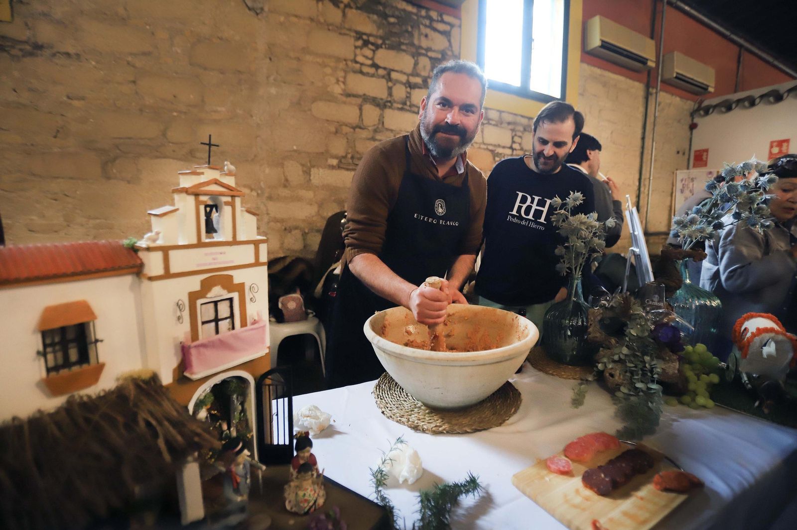 La Hermandad del Rocío de Jerez celebra el XV concurso de ajo campero