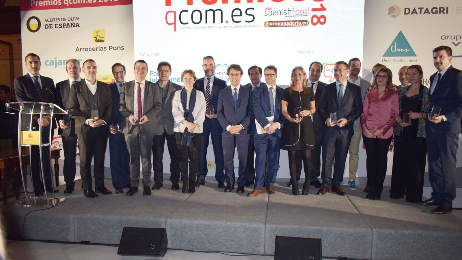 Foto de 'familia' de la entrega de premios.