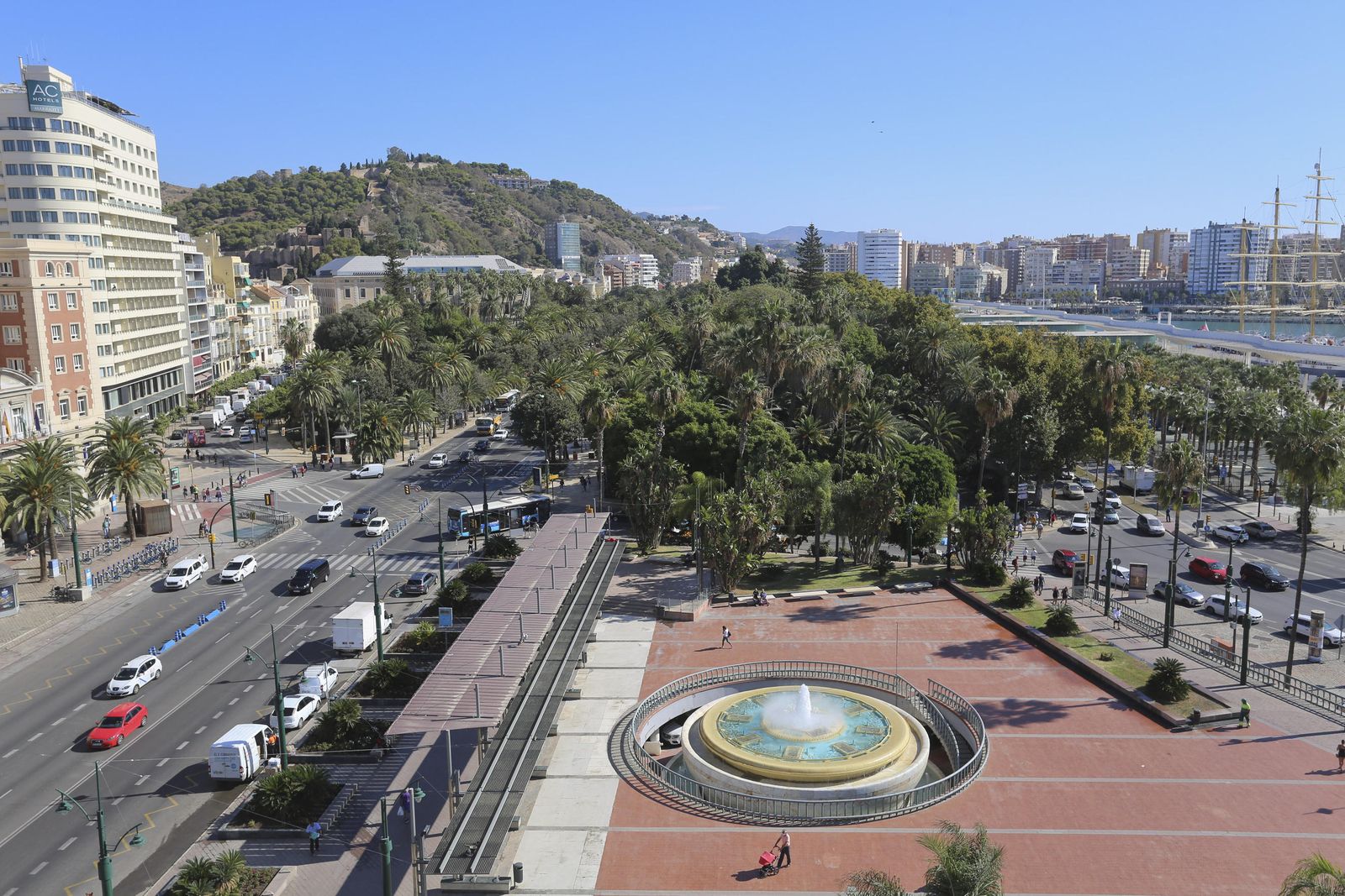 La inauguración del hotel Only You de la Equitativa