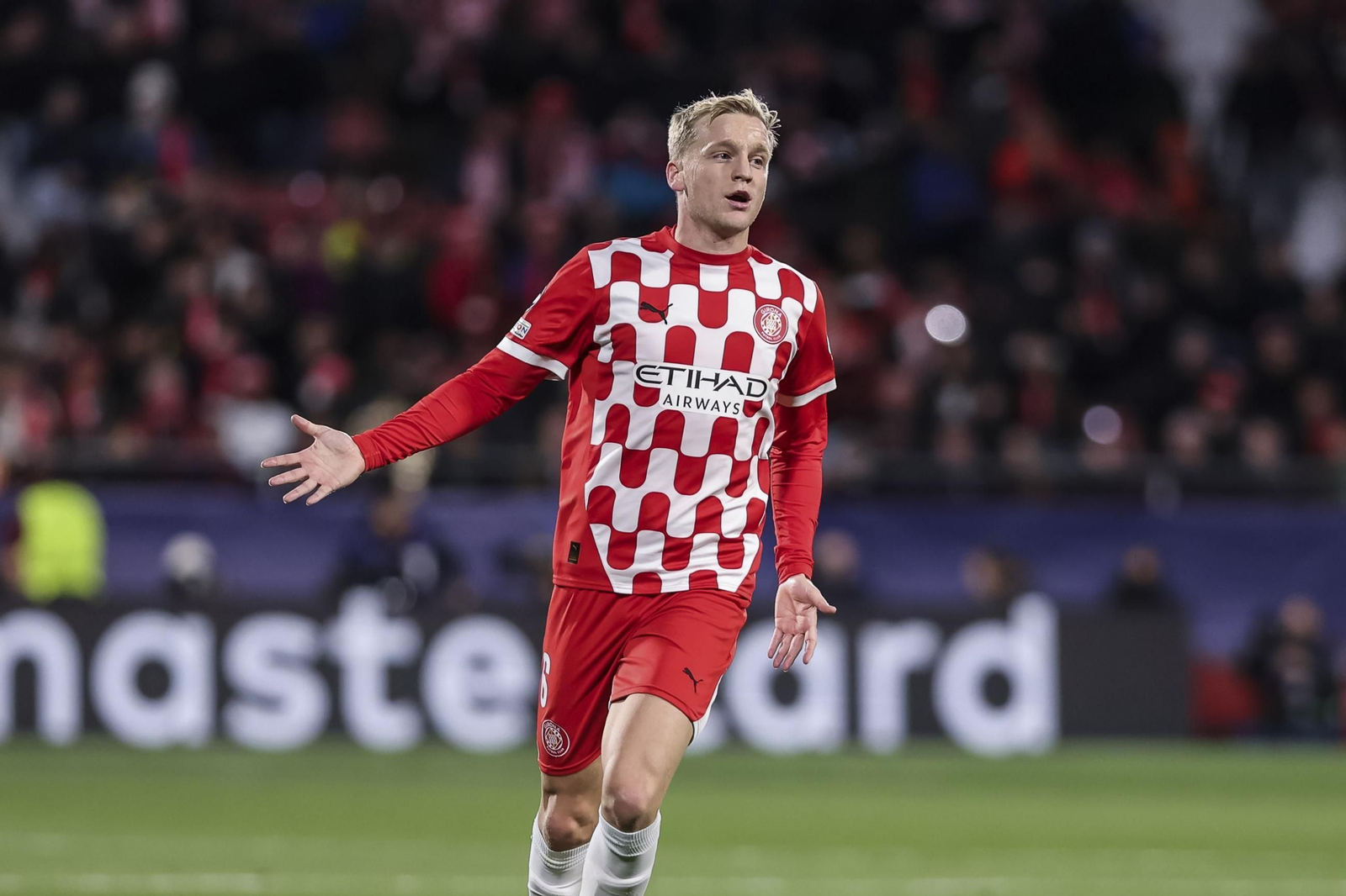 Las fotos del Girona - Liverpool