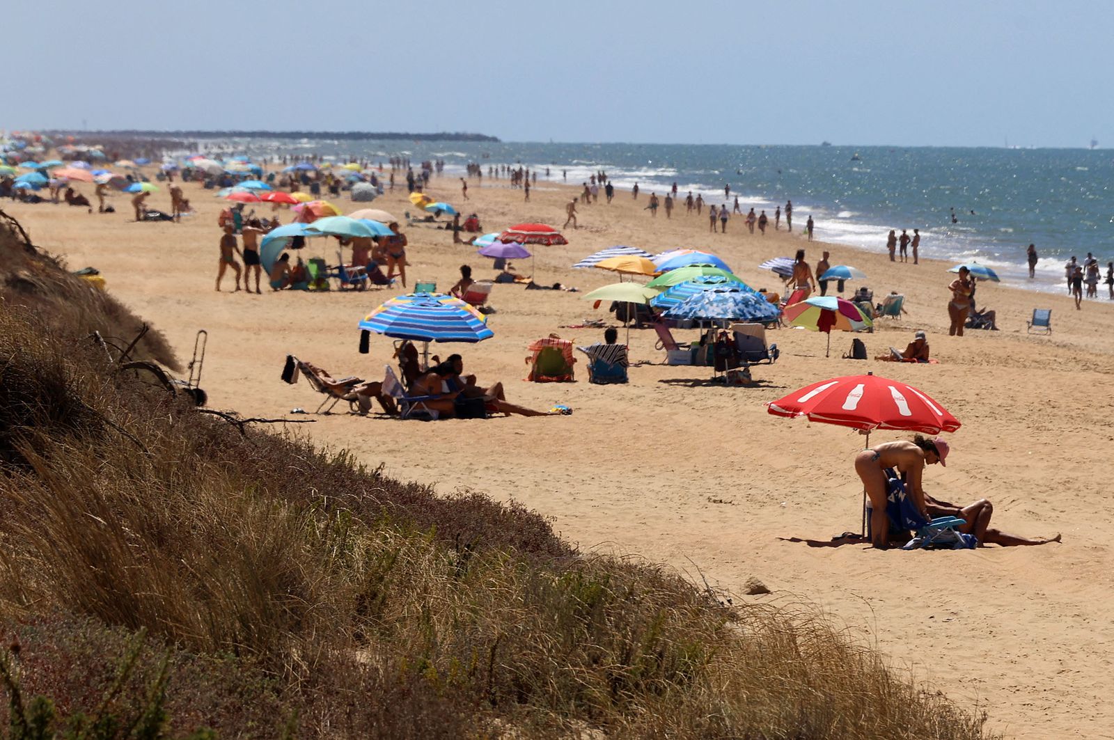 Imágenes veraniegas en Punta Umbría y en las playas de El Portil y La Bota