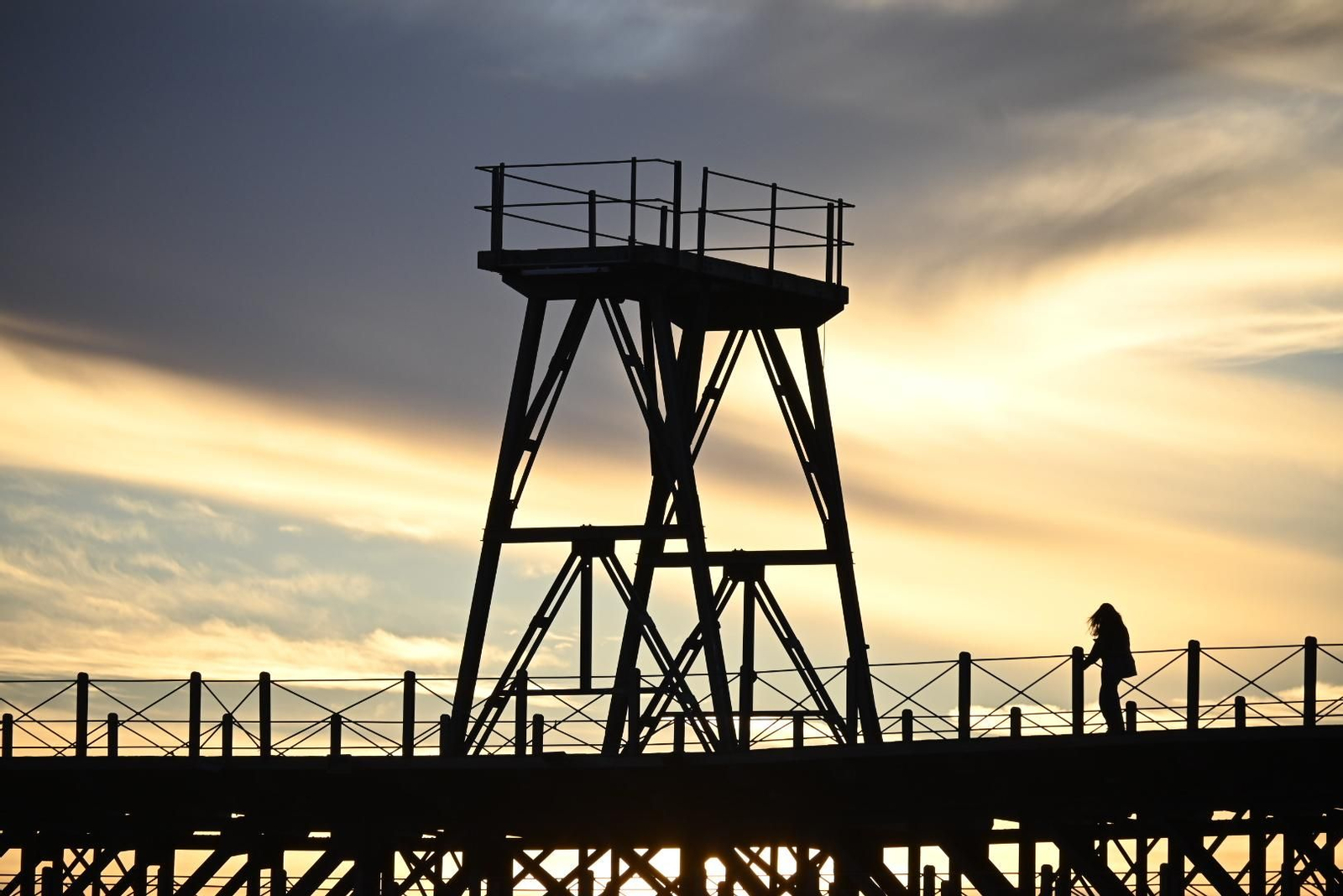 Un paseo por el Muelle del Tinto de Huelva, en imágenes