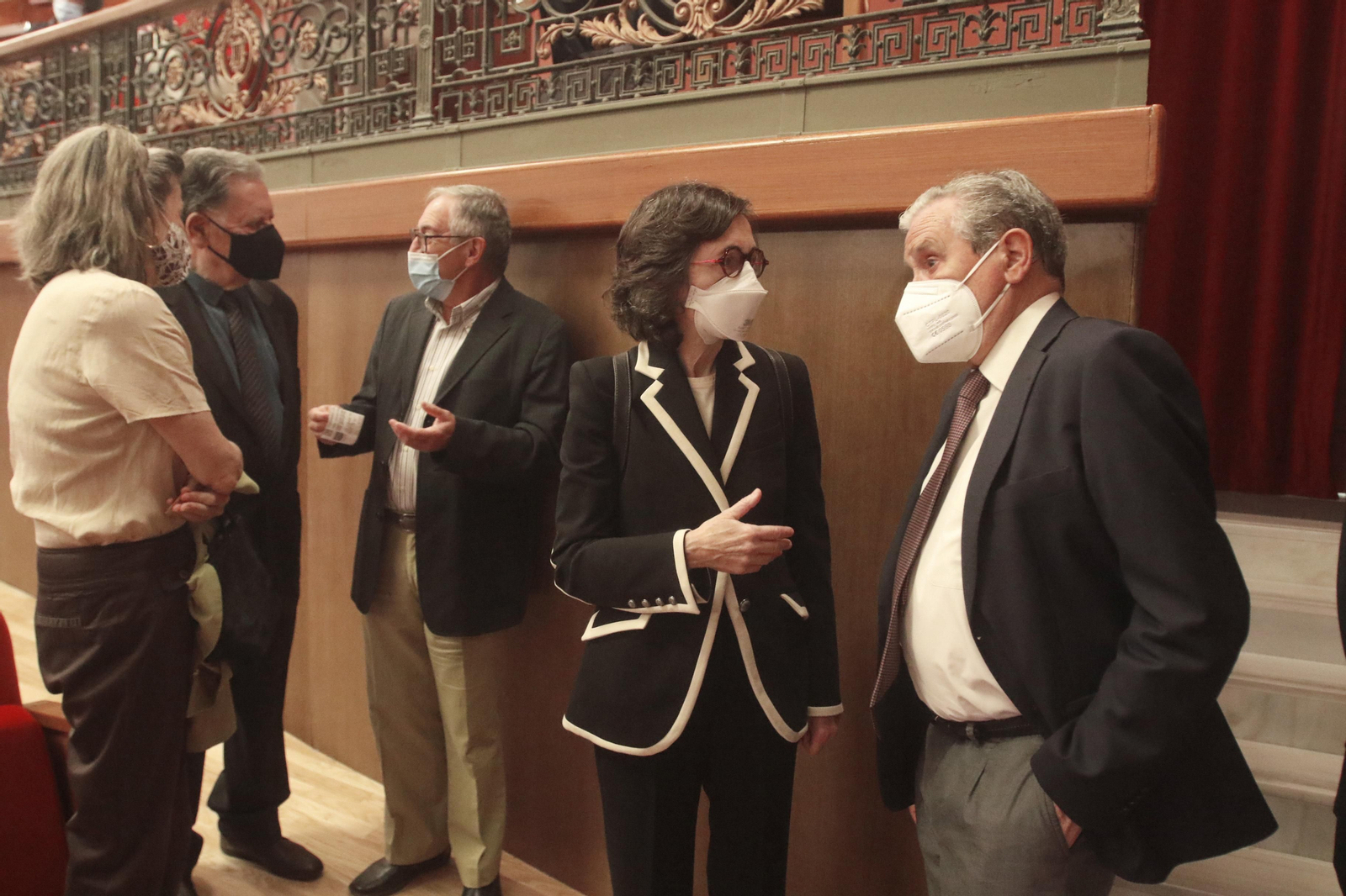 El acto de entrega del título de Hijo Adoptivo de Córdoba a Julio Anguita, en fotografías