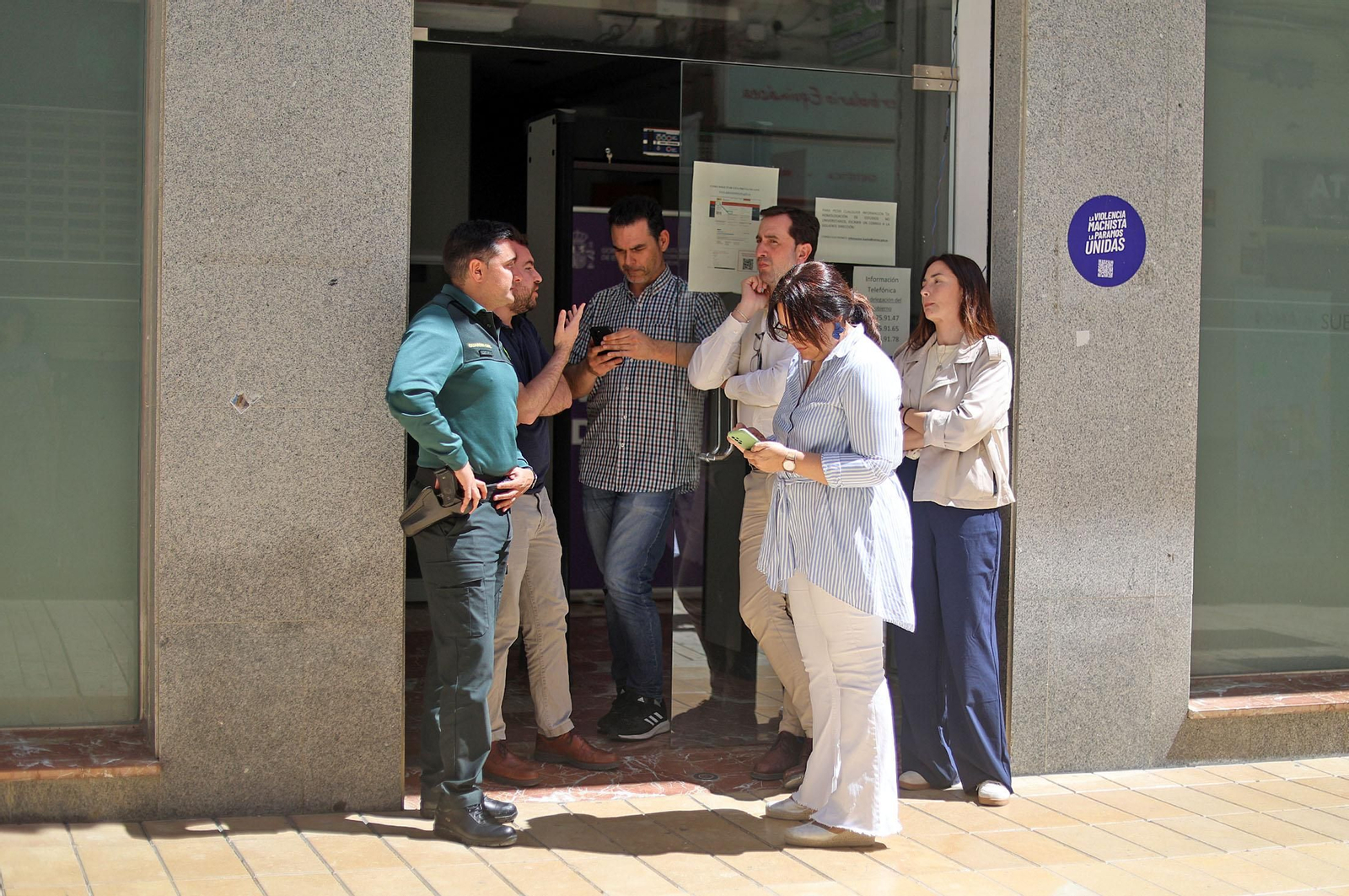 Así se vivió el apagón en las calles de Huelva, en imágenes