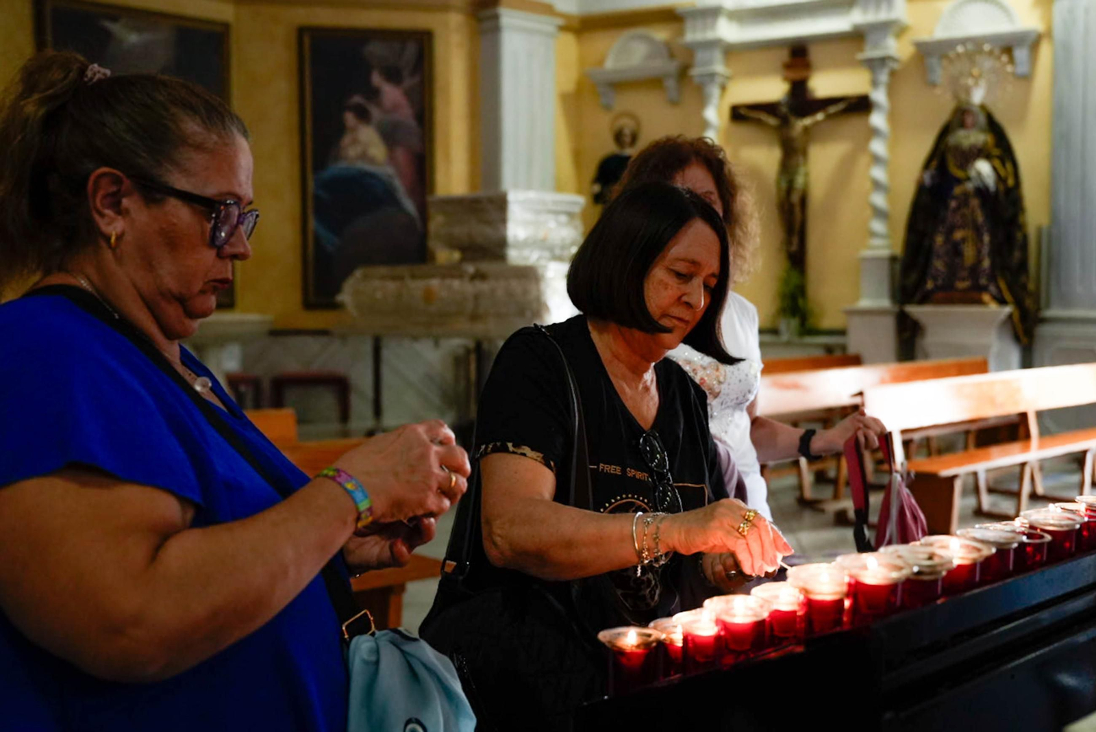 Las imágenes del la misa en Macael ofrecida por los niños y familias