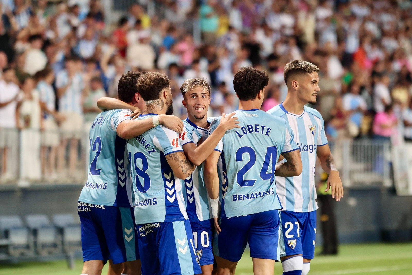 El Málaga CF celebra un tanto
