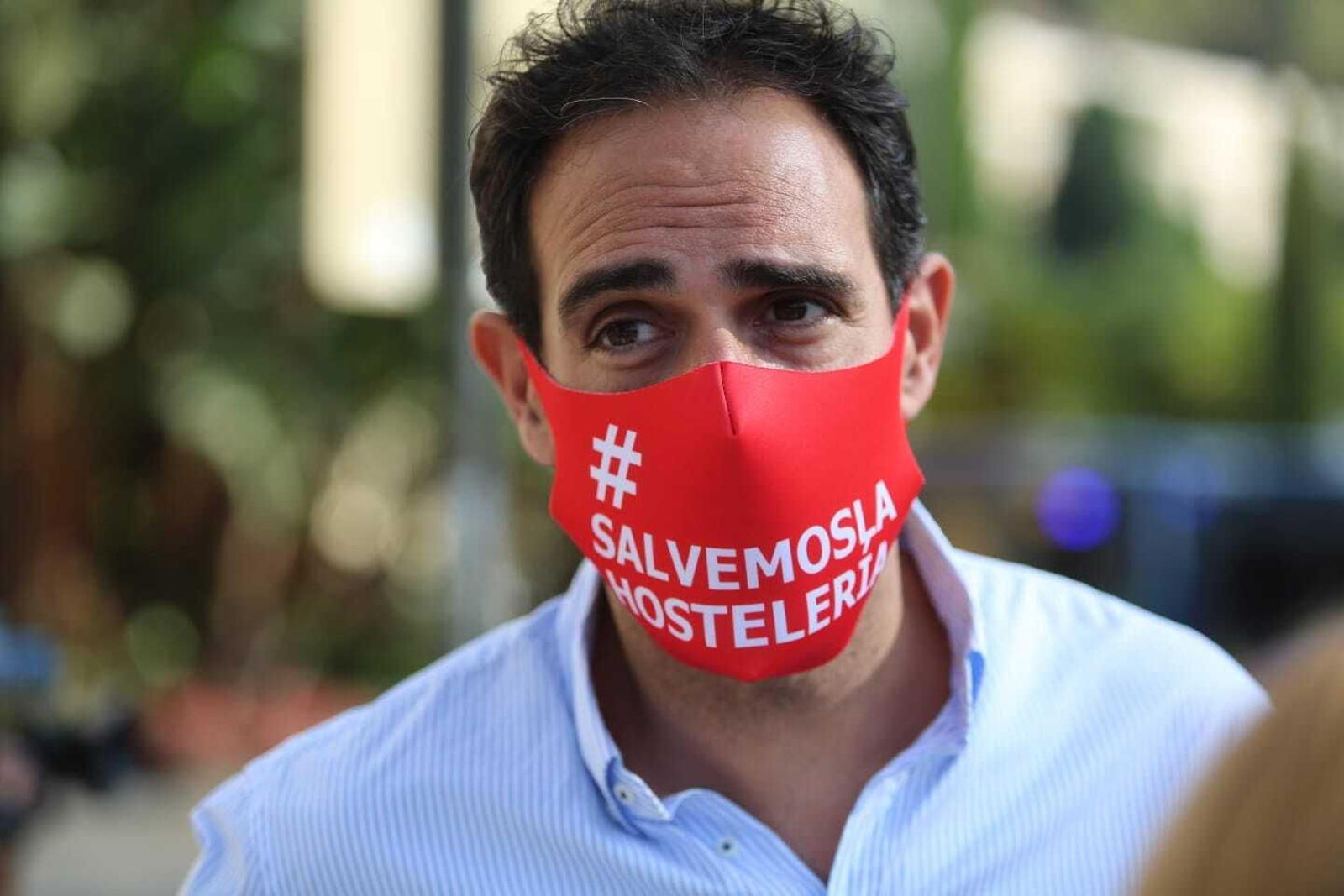 Fotos: Los hosteleros de Málaga alzan la voz para exigir un plan de rescate