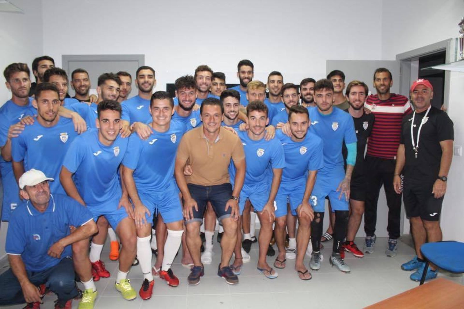 La plantilla del Arcos despide a su capitán, Dani Zúñiga.