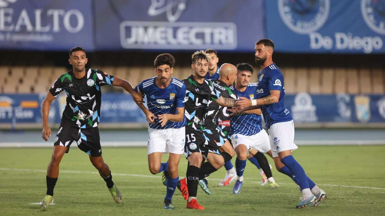 Reina fue titular en la medular y tuvo trabajo extra.