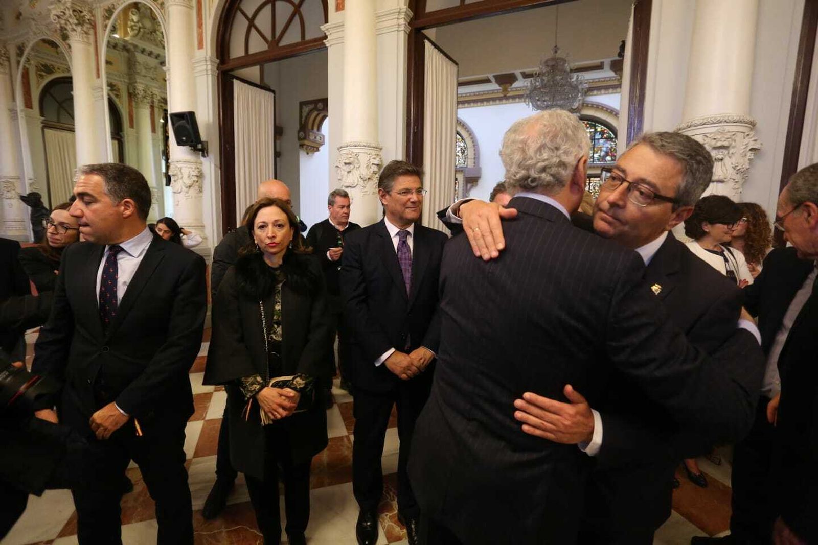 Fotos de la capilla ardiente de Manuel Alcántara