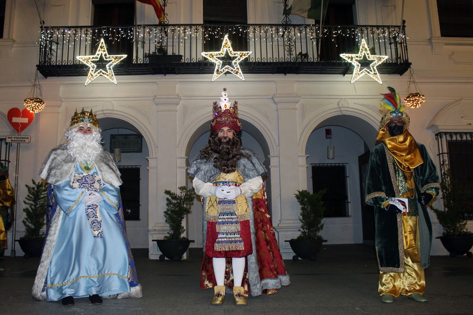 Imágenes de las cabalgatas de Reyes en Cartaya, Isla Cristina, Ayamonte y Punta Umbría