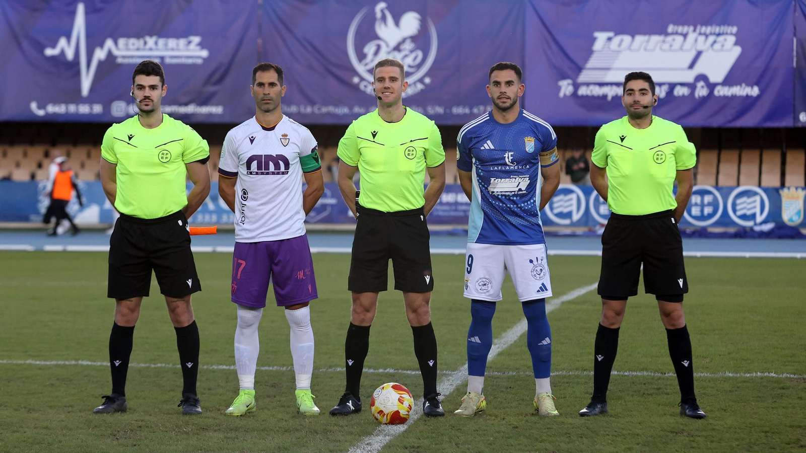 Imágenes del Xerez CD contra el Real Jaén CF en Chapín