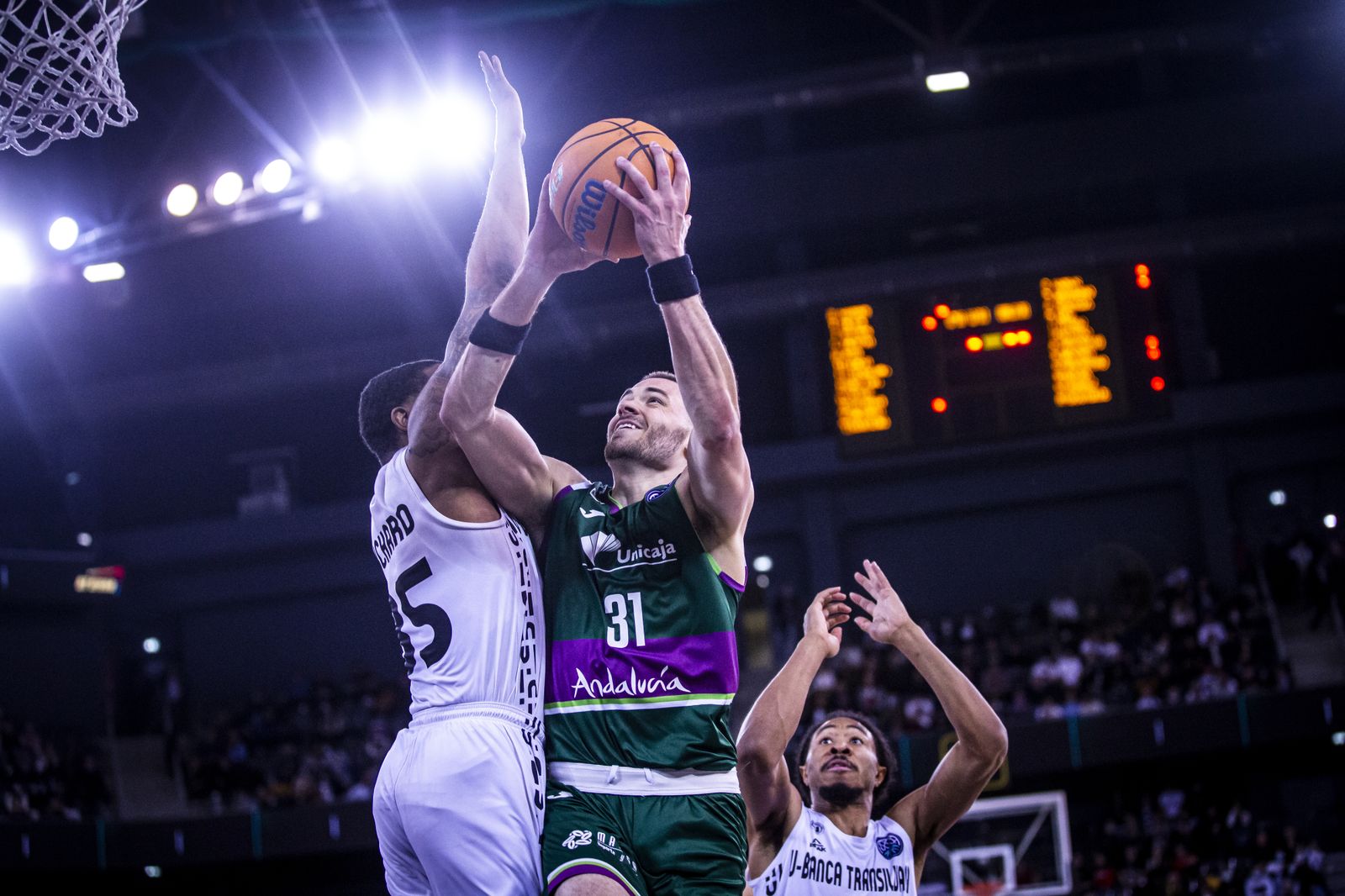 Galería: El Cluj Napoca - Unicaja, en imágenes