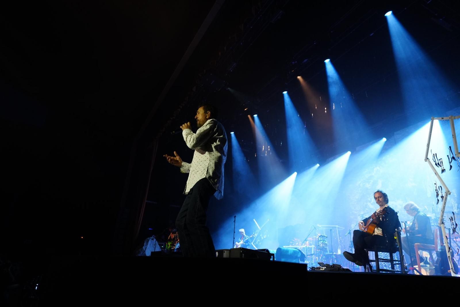 El concierto de Manolo García en el teatro El Silo de Pozoblanco, en fotografías