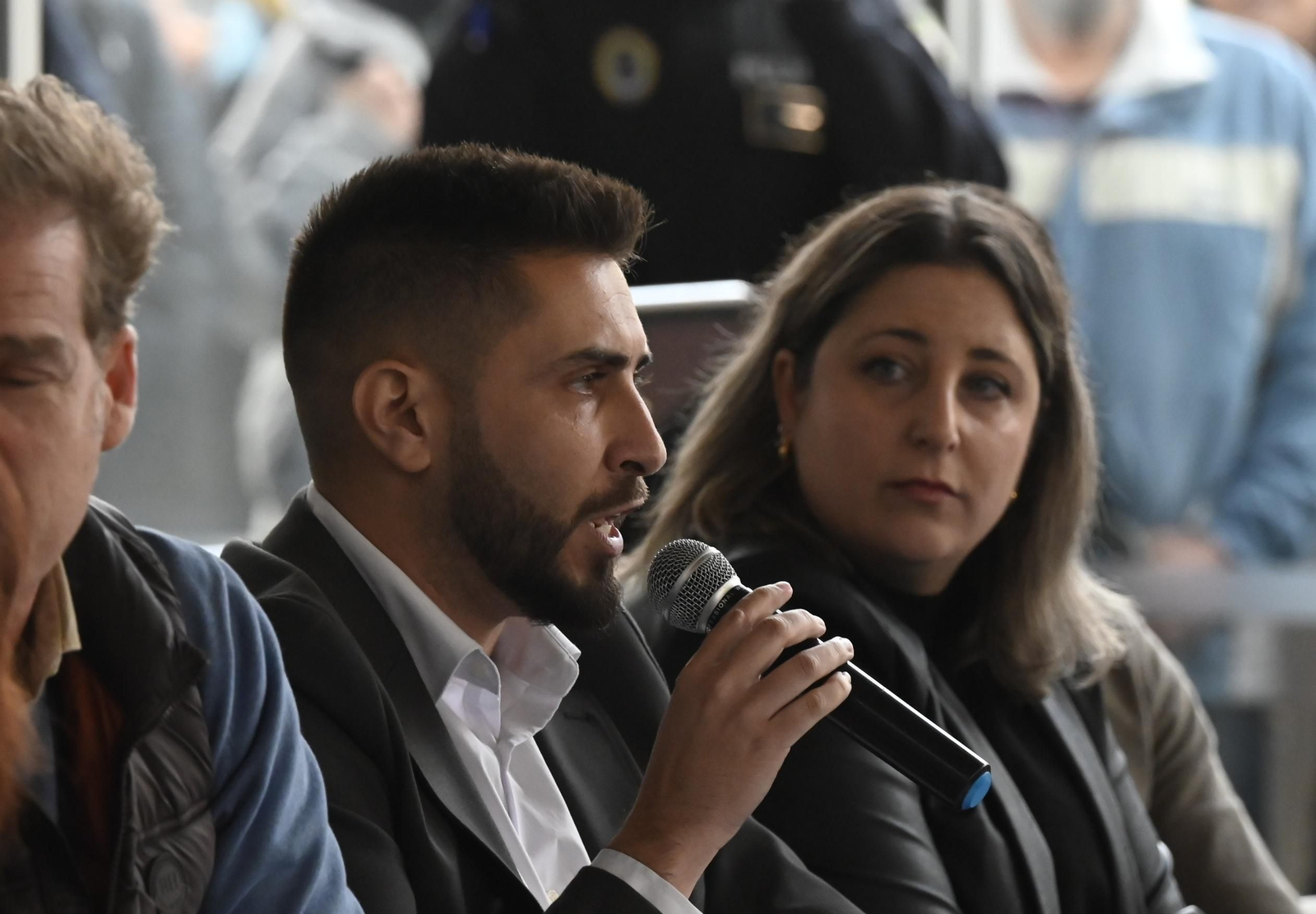 El tenso pleno de la moción de censura en Peñarroya-Pueblonuevo, en imágenes