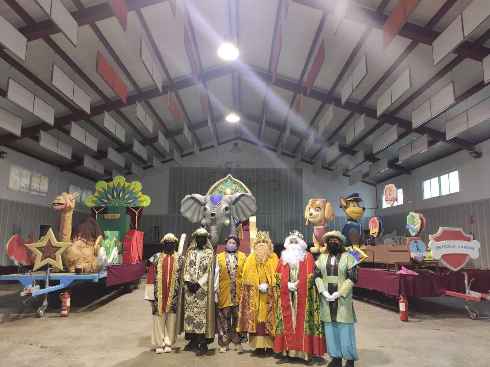 En Montefrio tres mujeres han sido las encargadas de representar a los Reyes Magos