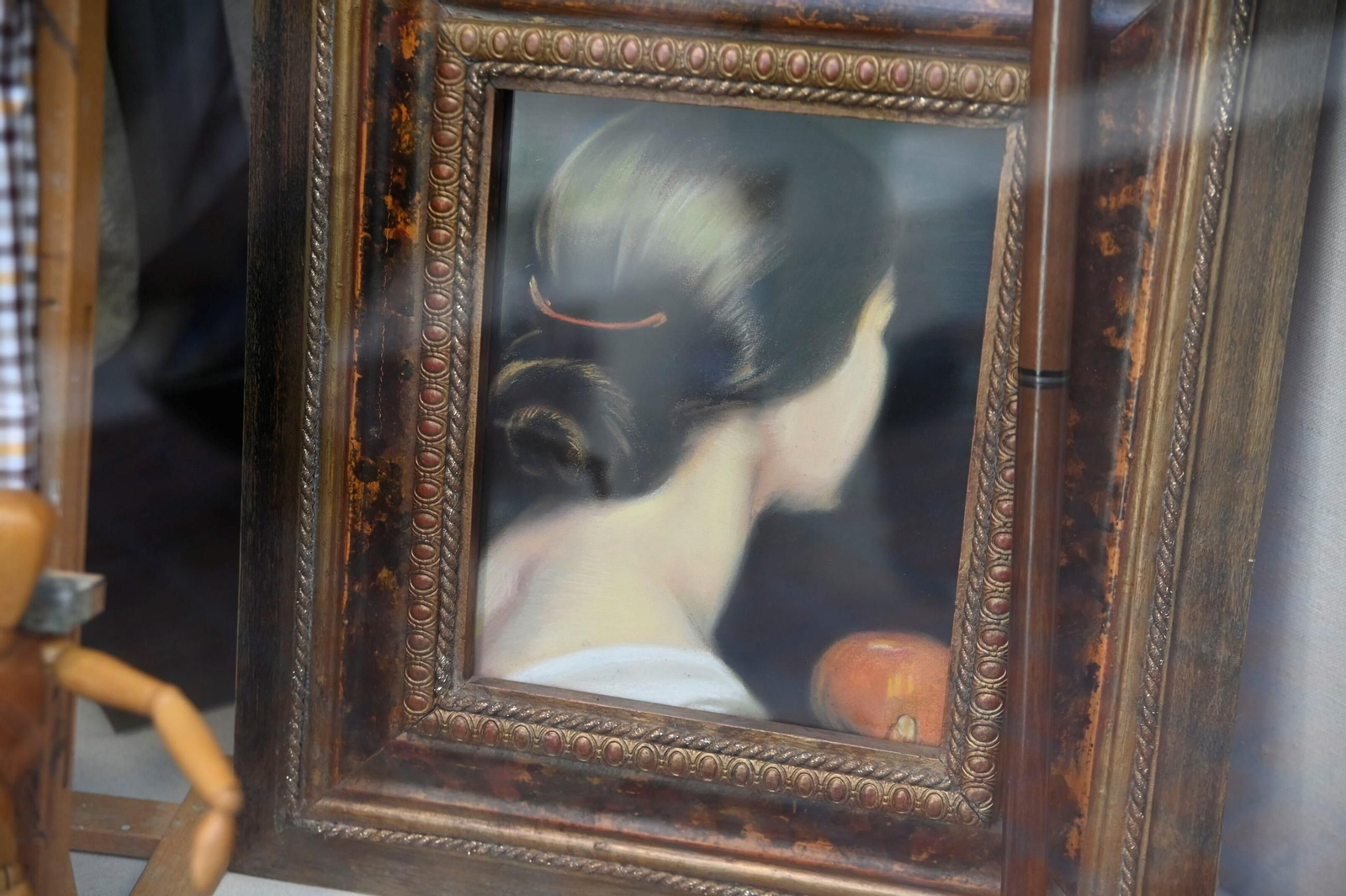 Las mejores imágenes del concurso de escaparates dedicado a Julio Romero de Torres