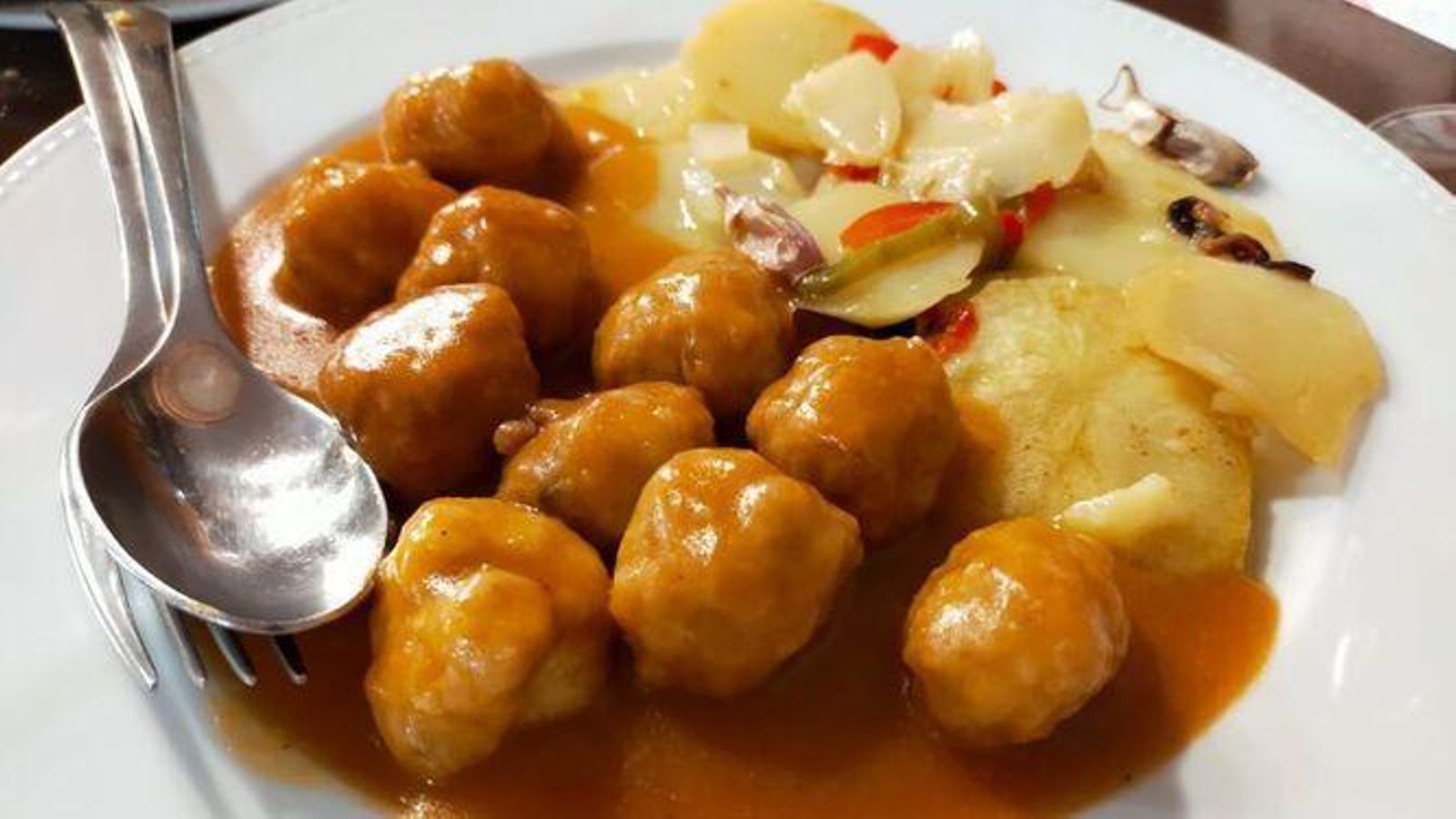 Las albóndigas de choco del Restaurante Azabache