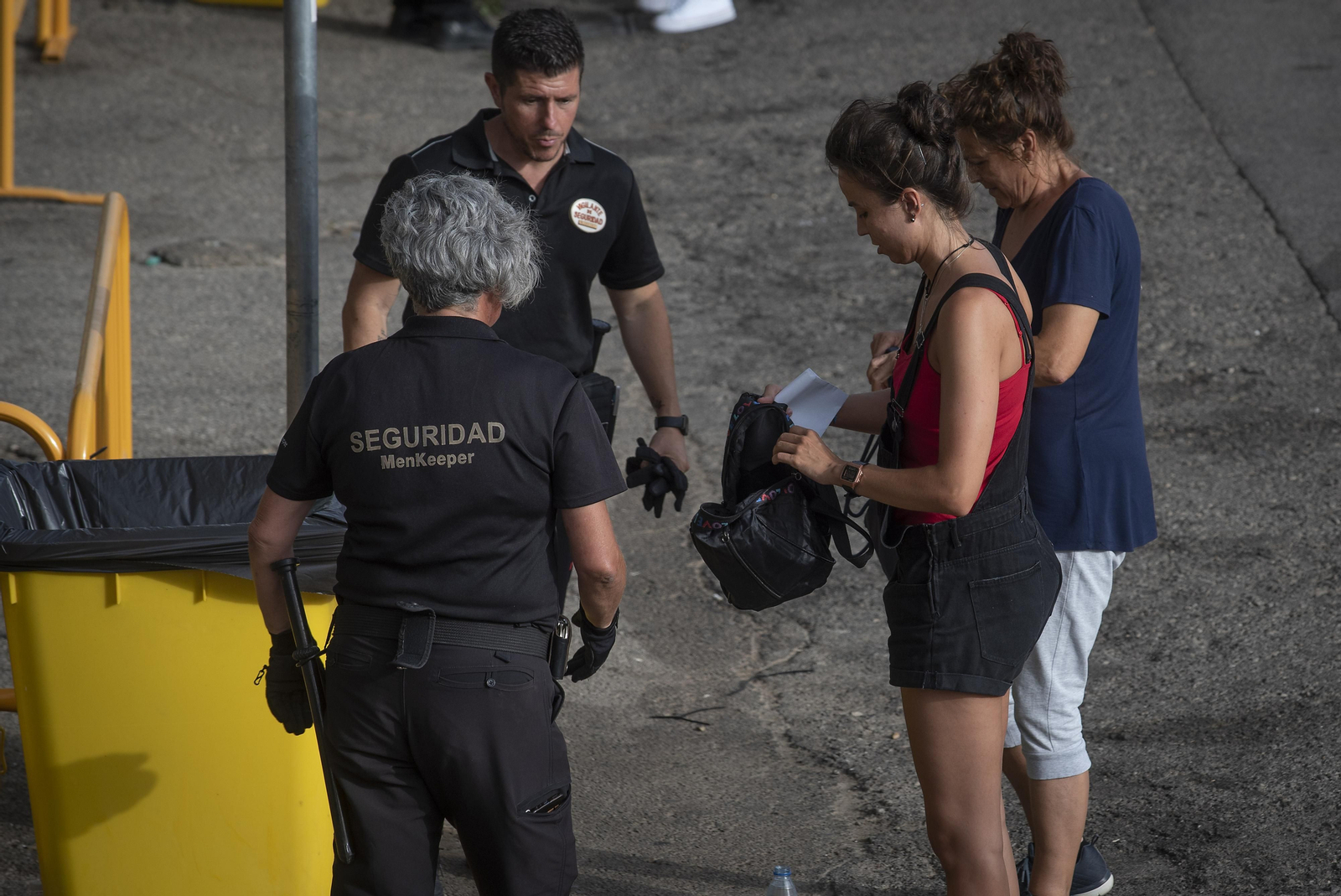 Las imágenes del ambiente en la entrada del concierto de Alejandro Sanz Las imágenes del ambiente en la entrada del concierto de Alejandro Sanz