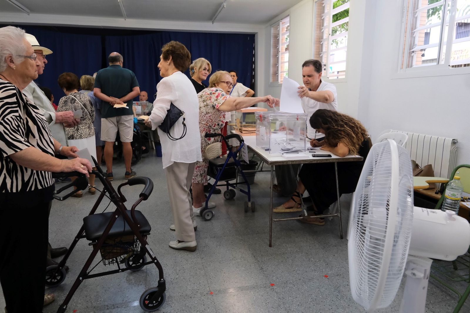 La jornada electoral en Córdoba, en imágenes