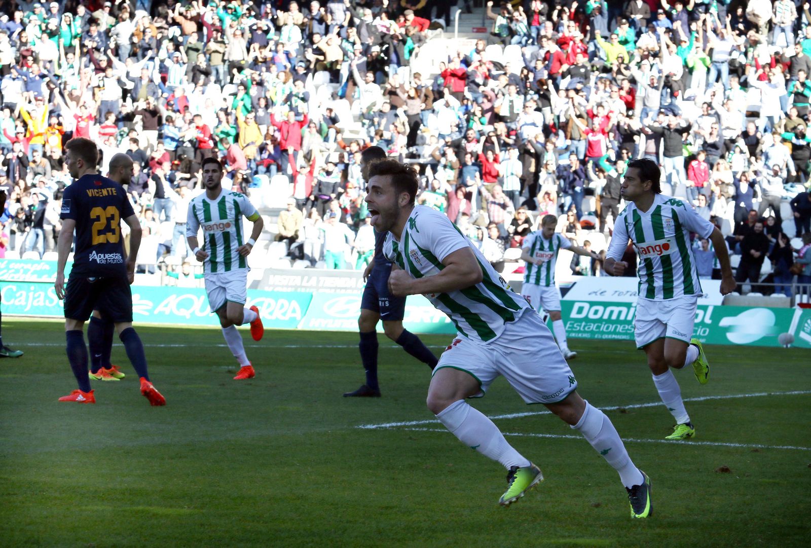 Las imágenes del Córdoba CF-UCAM Murcia