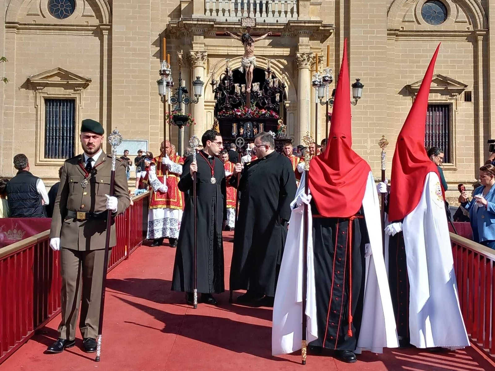 Las imágenes del Lunes Santo de Chiclana de la Semana Santa 2023: Perdón y Humildad y Paciencia