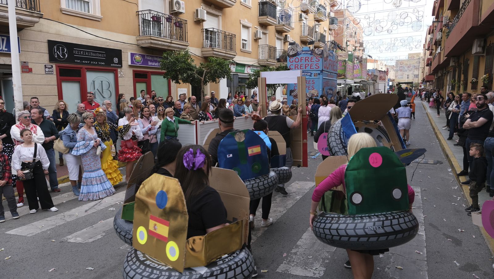 Imágenes de las carrozas de la Fiestas de San José de Benahadux