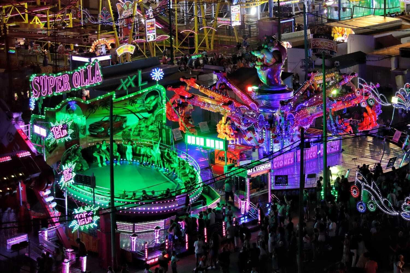 Las atracciones preferidas de la Feria de Málaga, en fotos