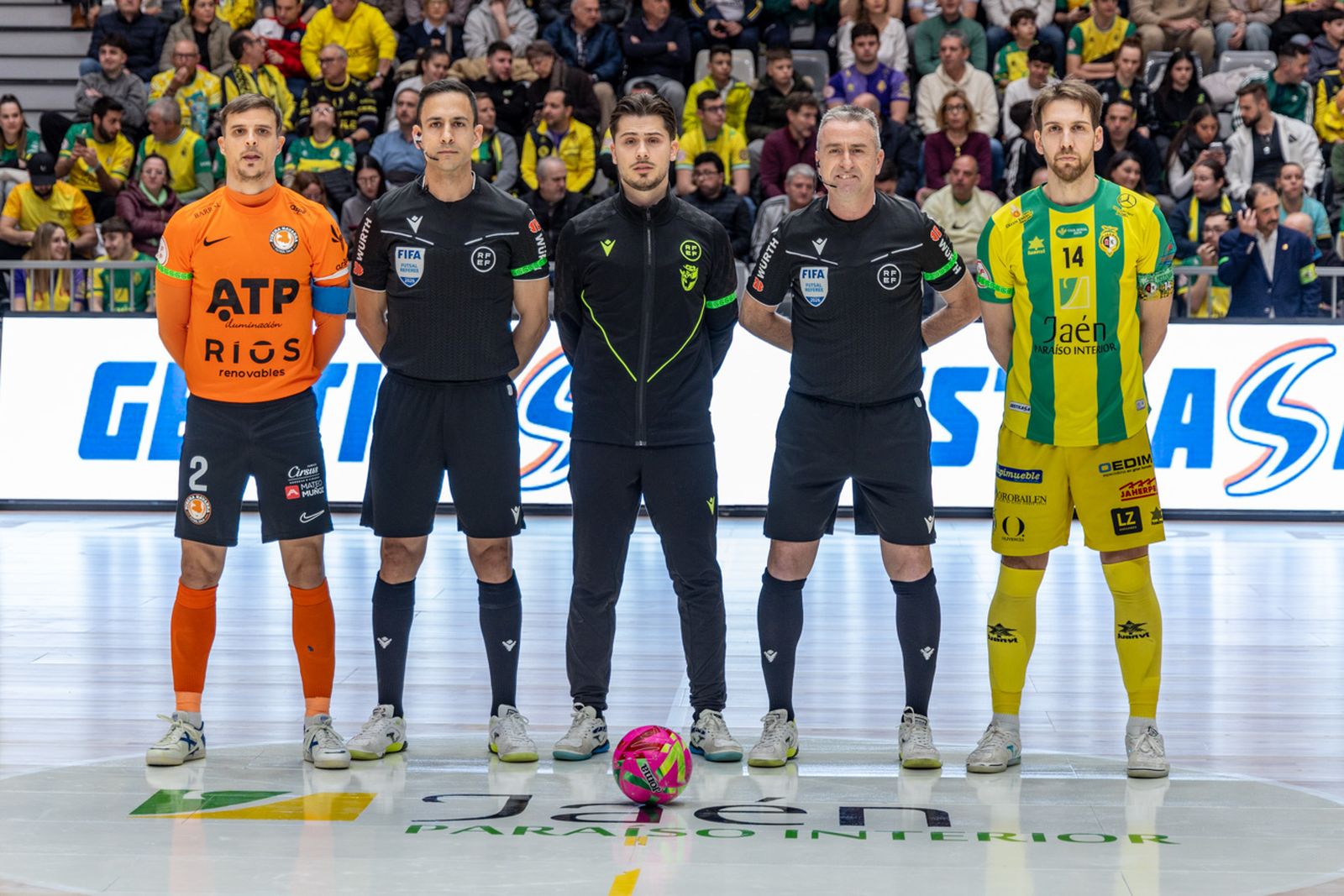 Las mejores imágenes del triunfo copero de Jaén Paraíso Interior frente a Ribera Navarra