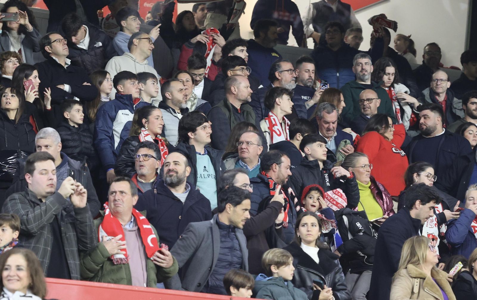 Búscate en el partido Sevilla Valencia