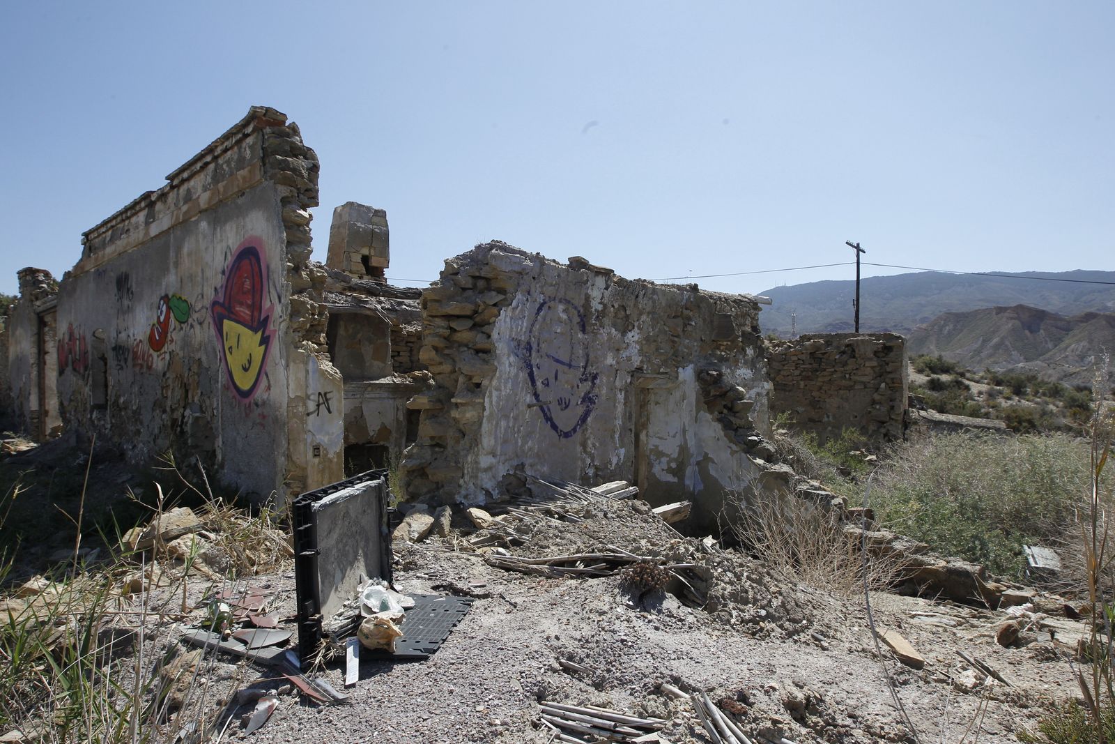 Fotogalería basura en el Desierto de Tabernas